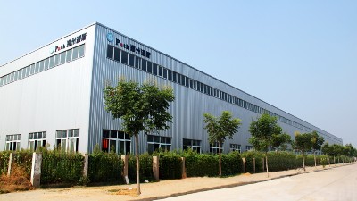 尊龙凯时行业百科：设计钢结构厂房屋面要注意哪些问题(上)