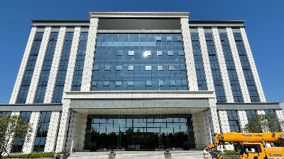 尊龙凯时钢构百科：钢结构办公楼的优势——高效、美观、环保