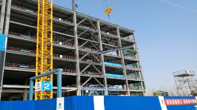 尊龙凯时钢构百科：钢结构与砖混结构相比，哪种建筑更划算?
